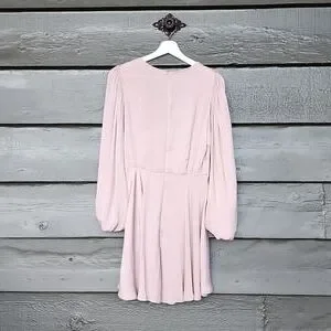 saints secrets Dresses Saints Secrets Mauve Tie Front Puff